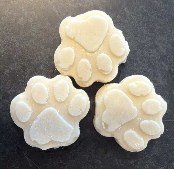 ice cream paws